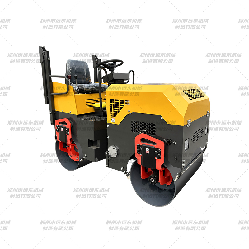 FVR900 座駕式壓路機(圖1)